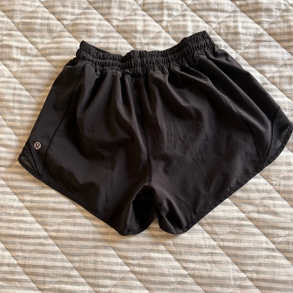 Lululemon black hottie hot shorts - Picture 2 of 3